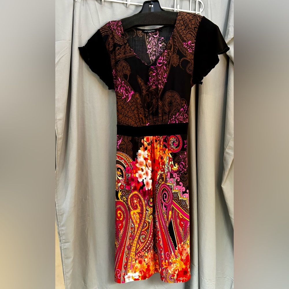 Notations multi paisley print dress. Size PS
